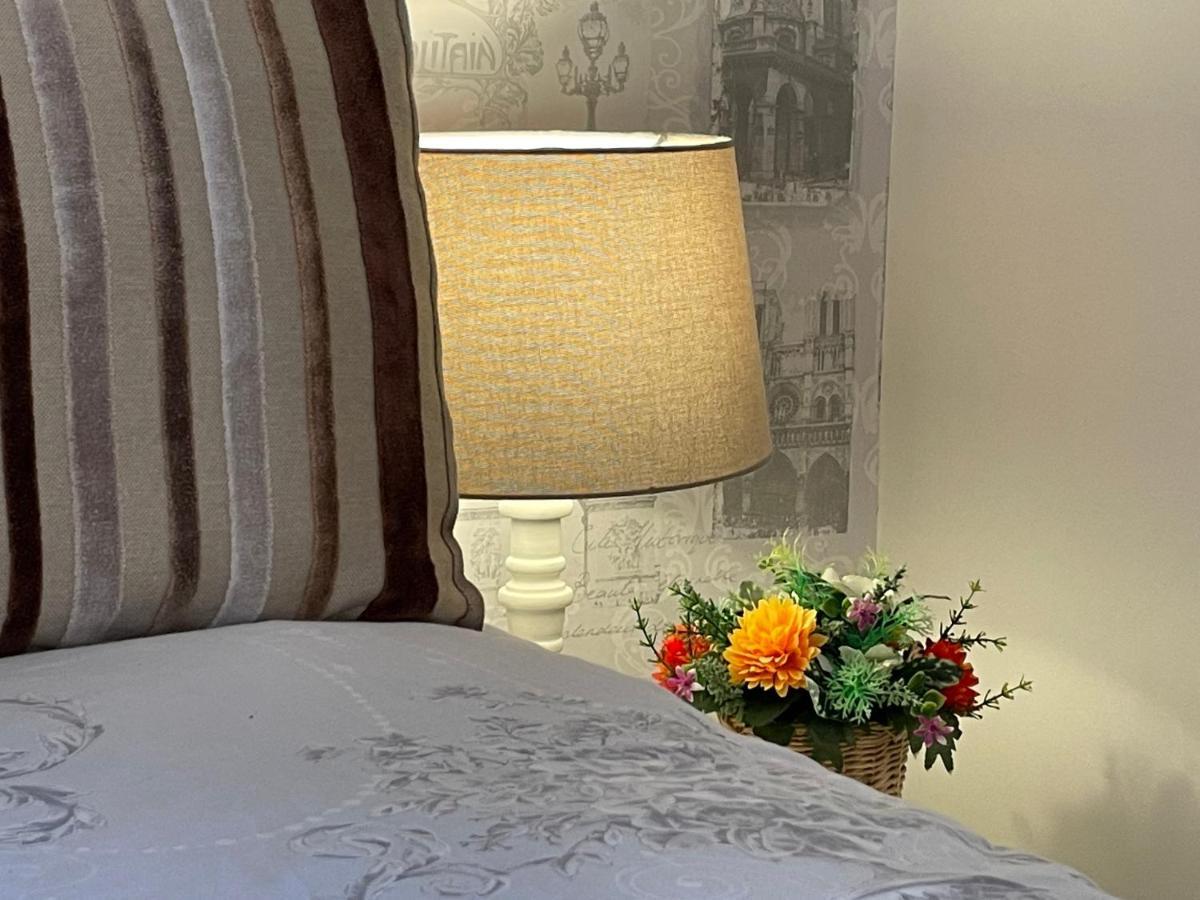 St Georges Balcony Suite With Parking Portsmouth Eksteriør billede