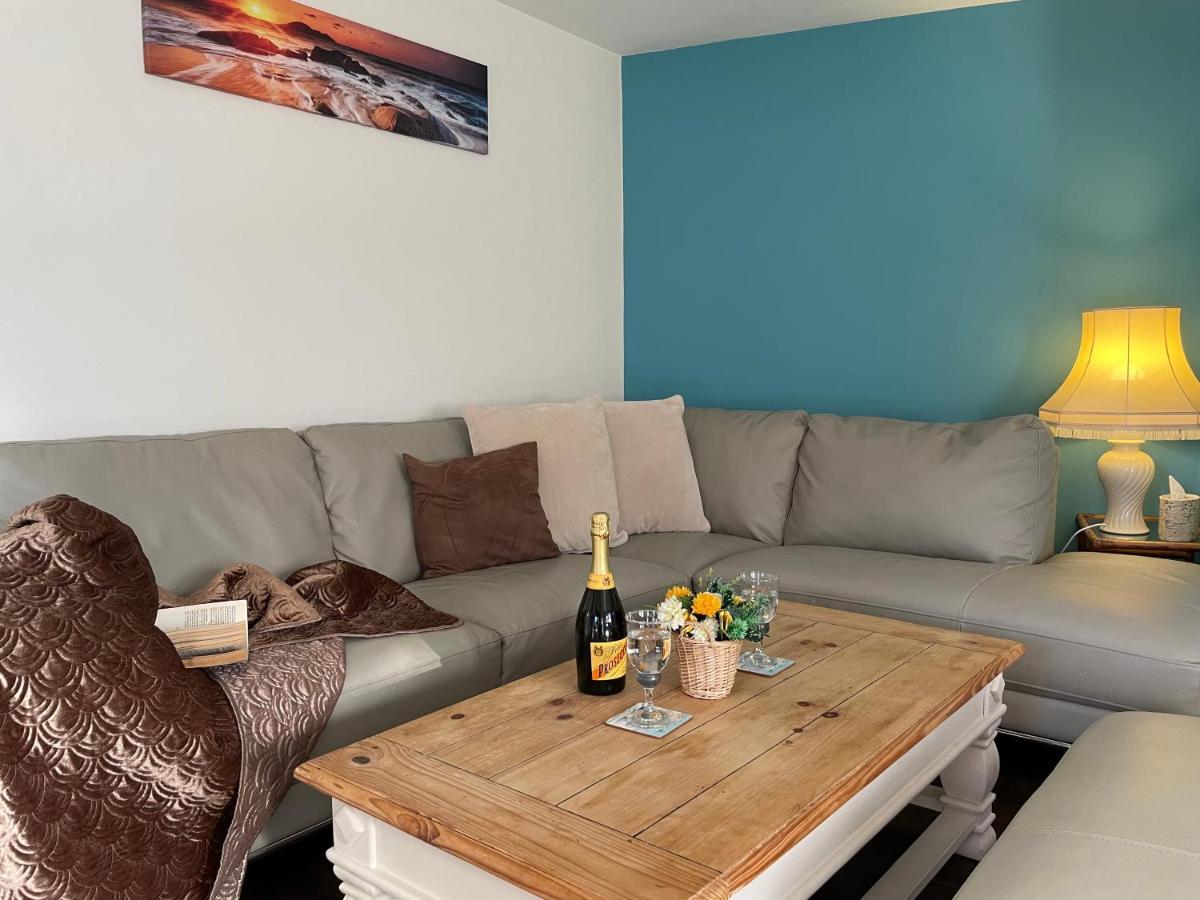 St Georges Balcony Suite With Parking Portsmouth Eksteriør billede