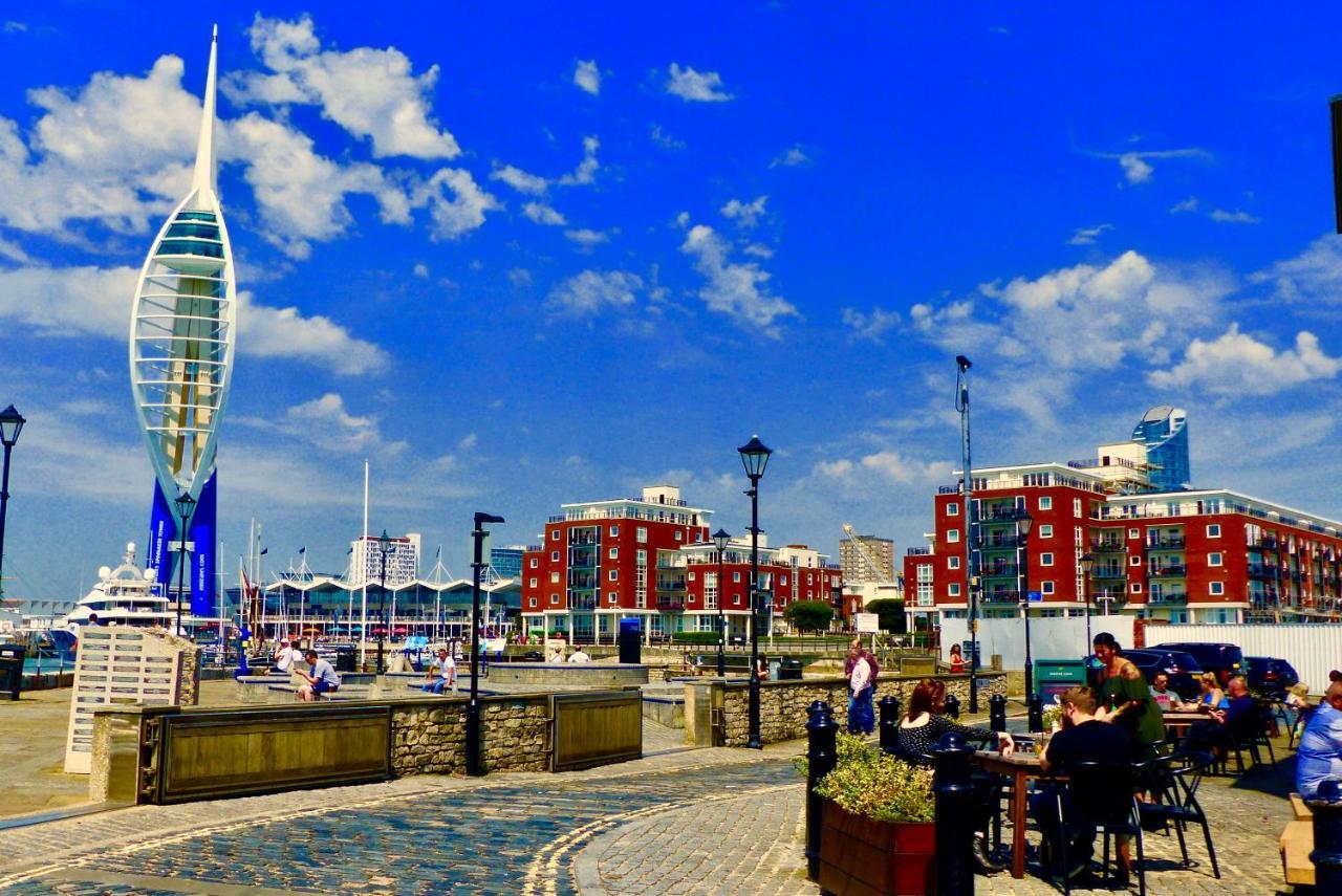 St Georges Balcony Suite With Parking Portsmouth Eksteriør billede